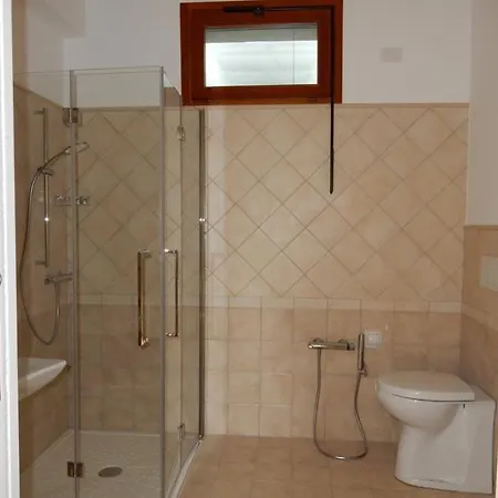 Sleeps 4 Pool Air Con Wifi アパート *